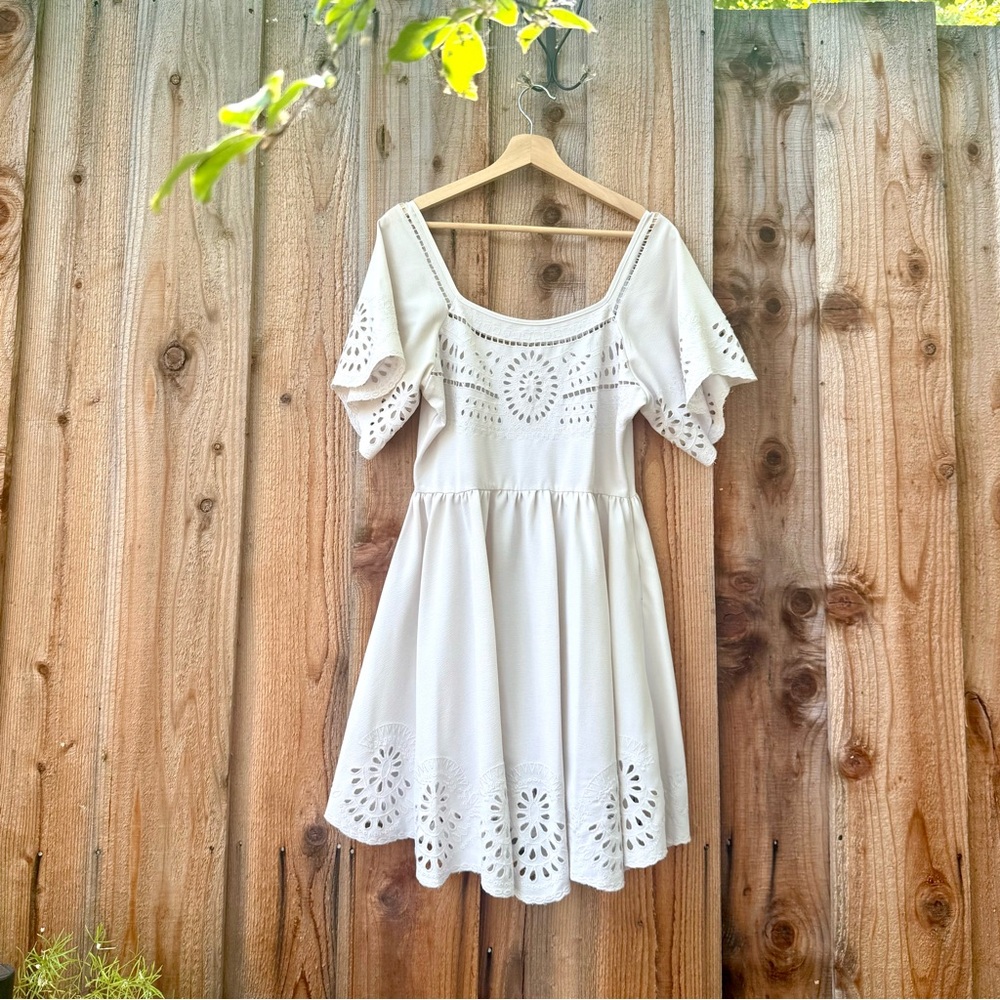 Ivory Eyelet Flowy Sleeve A-Line Babydoll Dress 🌿